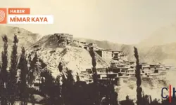 Hakkari'nin Tarihi Mir Kalesi'nin 20. Yy’a Ait Fotoğrafı, Görenleri Büyülüyor