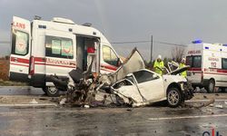 Düğün Yolunda Feci Kaza: Bir Aile'nin Tamamı Hayatını kaybetti