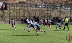 Derecik Belediyespor Şov Yaptı! Hakkari Gençlerbirliği’ne Gol Yağmuru