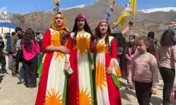 Şemdinli’de Coşkulu Newroz Kutlamaları