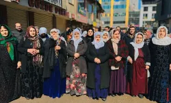 Hakkari'de Barış Anneleri, Öcalan'ın "Silah Bırakma" Çağrısına Destek Verdi