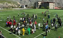 Hakkari’de Özel Eğitim Şenliği Renkli Görüntülere Sahne Oldu