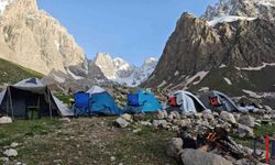 Hakkari’nin Büyüleyici Vadisinde Bahar Kampı