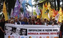 "Devrim Şehitleri Ölümsüzdür": Üç Fidan Mezarı Başında Anıldı