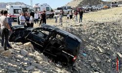 Ticari Araç Şarampole Yuvarlandı: 3 Kişi Hayatını Kaybetti