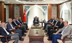 Üniversite ve Eğitim Sendikası Yetkililerinden Vali Ali Çelik’e Ziyaret