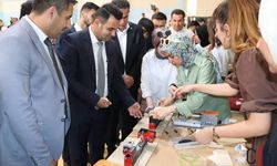 Küçük Eller, Büyük Fikirler