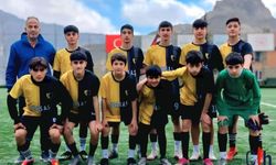 Hakkâri U-15 Şampiyonu Hakkâri Spor'dan Vali Ali Çelik’e Destek Çağrısı