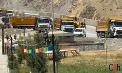 Hakkari’de Keyf-i Seyir Restoran ve Cafe Toza Büründü