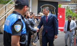 Hakkari Valisi Çelik, Bayramda Kolluk Kuvvetlerini Unutmadı