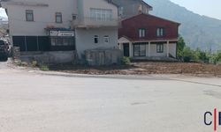 Hakkari Belediyesi: İlçin Ailesinin "Ne Duvarını Yaptı, Ne de Sızan Suyu Durdurdu"