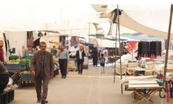 Semt Pazarları Boş Kaldı, “İş Yok, Gelir Yok, Çocuklar Boynu Bükük Dönüyor”