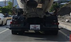 Hakkari ZEN YOL'dan Kürtçe ve Türkçe Uyarı Levhası Sürücülerden Takdir Topladı