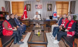Hakkari Üniversitesi Rektörü Gençcelep, Kızılay Heyetini Ağırladı