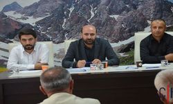 Hakkari'de Su, Yol, Eğitim Sorunları İçin Muhtarlardan Meclise Çağrı