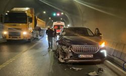 Van-Hakkari Yolunda Maddi Hasarlı Kaza