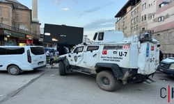 Hakkari'de Bıçaklı Saldırı: Bir Kişi Yaralandı