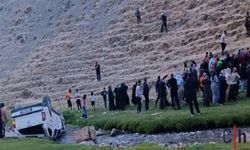 Kamyonet Uçuruma Yuvarlandı Araç İçindeki 6 Kişi Yaralıdandı