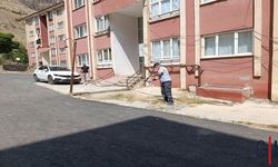 Hakkari Belediyesi’nden Kesintisiz İlaçlama Çalışmaları
