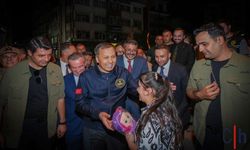 Bakan Yerlikaya, Hakkâri Esnafına İstişare Ziyareti Gerçekleştirdi