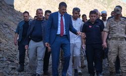 Vali Çelik: Akkaya Köyündeki Tehlikeyi Yerinde İnceledi