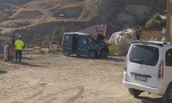 Hakkari’de Feci Kaza! Otomobil Devrildi, 1'i Ağır 4 Kişi Yaralandı