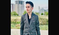 Hakkarili 17 Yaşındaki Genç Kalbine Yenik Düştü