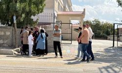Okulda Bıçaklı Saldırı: 2 Öğretmen Yaralandı