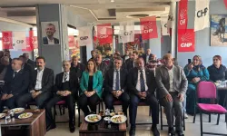 CHP’de Yüksekova Kongresi: Eski Başkan Selim Genç Güven Tazeledi
