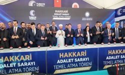 Yılmaz Tunç Hakkari’de: Yeni Adliye Binasının Temeli Atıldı