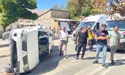 Hakkari’de Trafik Kazası: 2 Yaralı