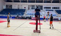 Hakkâri’de Kamu Spor Oyunları Voleybol Turnuvası Başladı