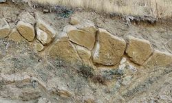 Hakkari'de Kazı Çalışmalarında Gizemli Kalıntı Ortaya Çıktı