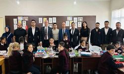 YEKDASDER, Hakkari'de Sınırdaki Öğrencilerin Yüzünü Güldürdü