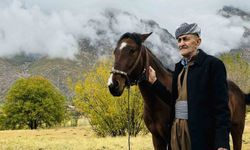 Hakkari’nin Sınır Köylerinde Büyüleyici Sonbahar ve Kar Manzarası