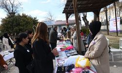 Kadın Eli Değen Her Şey Görünür Olmalı