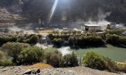 Hakkari'de Çevre Katliamı: Taş Ocağından Zap Suyu’na Beton Döküldü