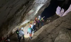 Sümbül Dağı’ndaki Gizemli Mağaraya Tırmanış