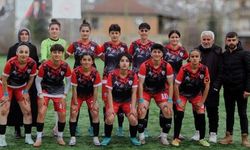Bekir Ayaz Sözünü Tuttu: Hakkari Kadın Futboluna Büyük Destek