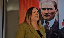 CHP Hakkari İl Kongresi’nde Suzan Çakırbeyli Güven Tazeledi