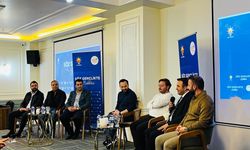 Ak Parti Hakkari Gençliği: Van'da Büyük Gençlik Buluşmasında Buluştu