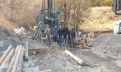 Hakkari Belediyesi Su Sıkıntısını Gidermek İçin Sondaj Çalışmalarını Sürdürüyor