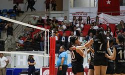 Hakkari’de Okul Sporları Voleybol il birinciliği başladı
