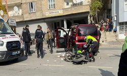 Hakkari’de Kavşakta Feci Çarpışma: Bir Kişi Ağır Yaralandı