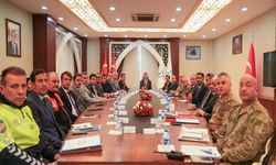 Hakkari'de Yoğun Kar Yağışına Karşı Koordinasyon Toplantısı Yapıldı