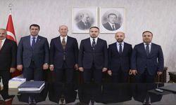 Bakan Yardımcısı Demiralp: “Hakkari Belediye Başkanlarıyla Görüştü”