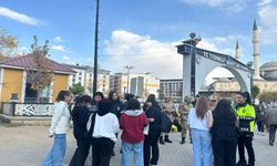 KADES Uygulaması Hakkari'de Kadınlara Anlatıldı