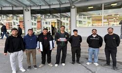 Hakkari’de öğrencilerden yemek ve yurt koşullarına tepk