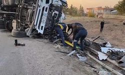 Kontrolden Çıkan Araçlar Felakete Yol Açtı: 3 Kişi Öldü 2 Kişi Yaralı