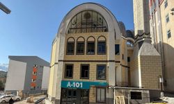 Başkan Tekin'den Sert Tepki: Hakkâri’de vakıf mülkleri zincir marketlere mi açılıyor?